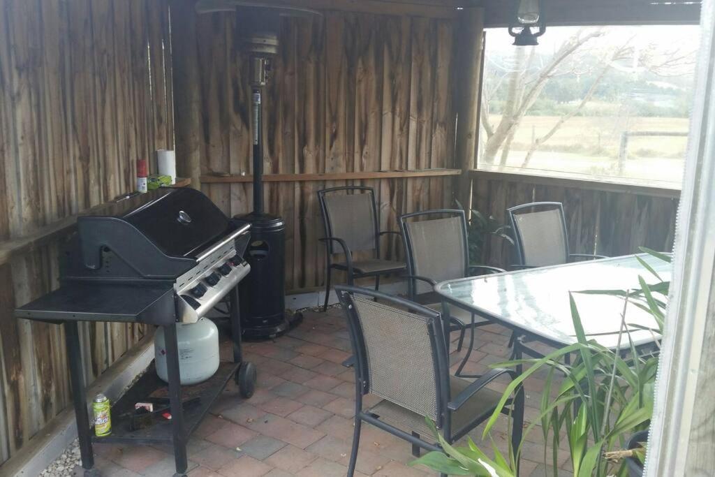 Won Wron Handsome Hills Dairy Retreat מראה חיצוני תמונה